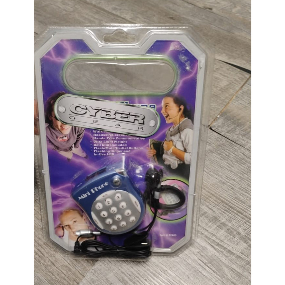 Cyber Gear Mini Phone Hands Free Communication Purple Silver Headset New Sealed